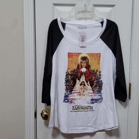 torrid Tops - Labyrinth raglan tee